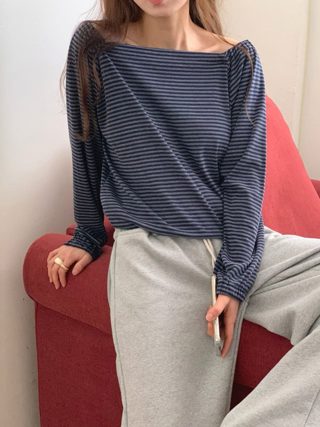 藏青色