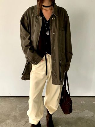 军绿色