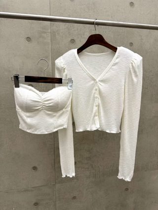 白色