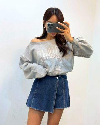 灰色
