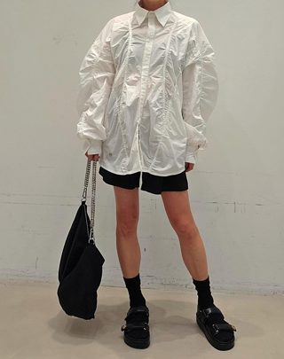 白色