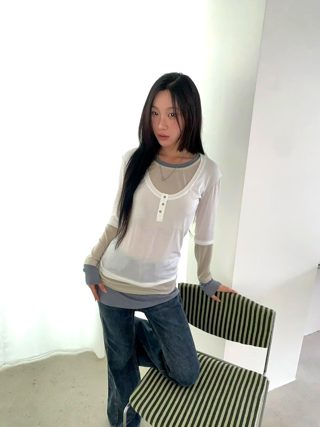白色