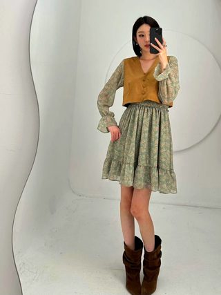 绿色