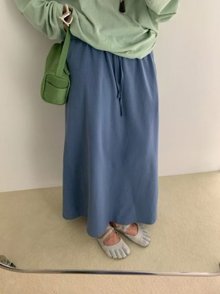 灰色
