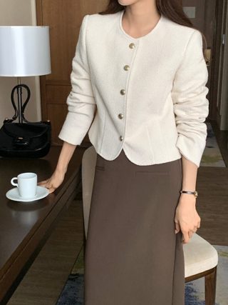 咖啡色