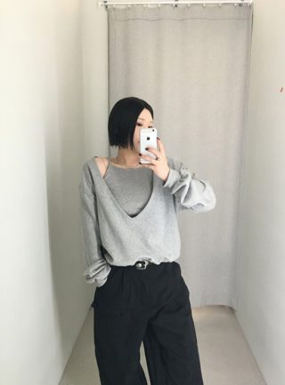 黑色