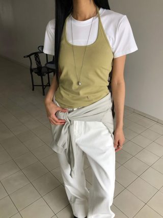 白色