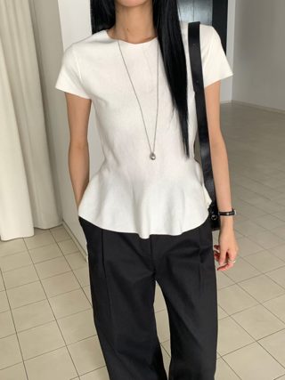 白色