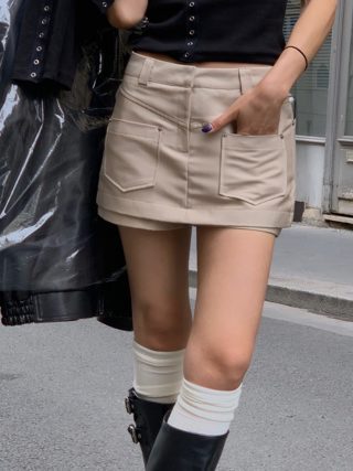 卡其色