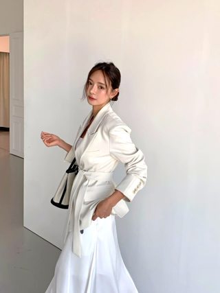 白色