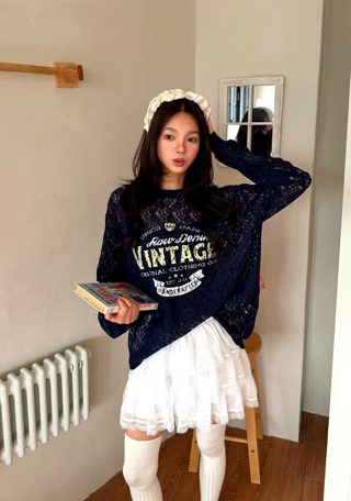 深蓝色