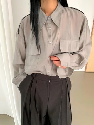 灰色