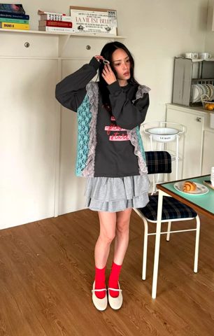 灰色