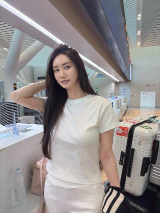 白色