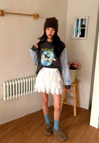 灰色