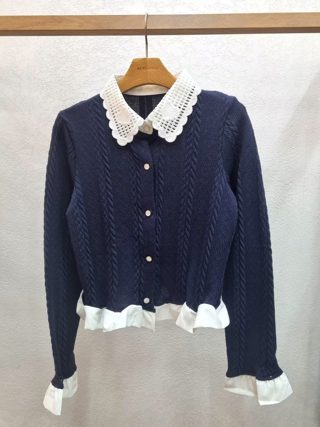 灰色
