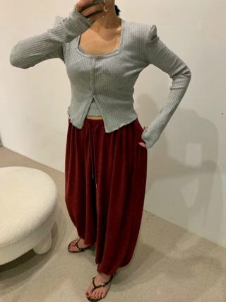 红色