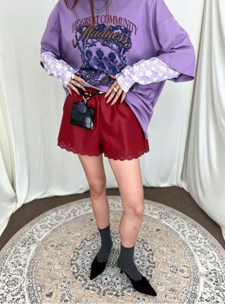 红色