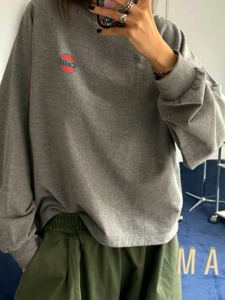 灰色