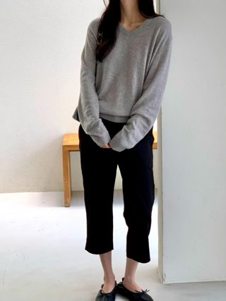 灰色