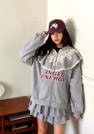 灰色