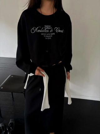 黑色