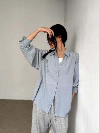 浅蓝色