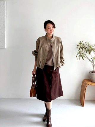 卡其色