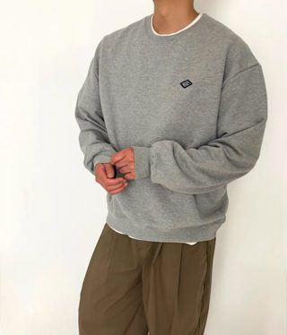 灰色
