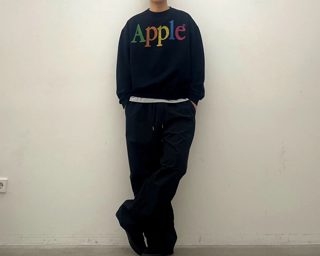 灰色