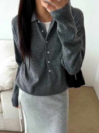 灰色