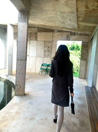 卡其色