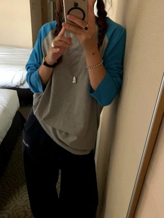 灰色