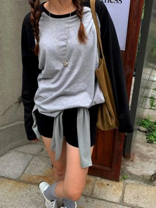 灰色
