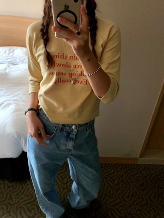 黄色