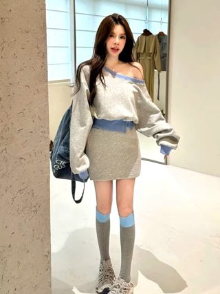 灰色