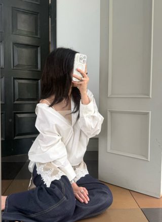 白色
