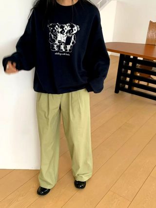 黑色