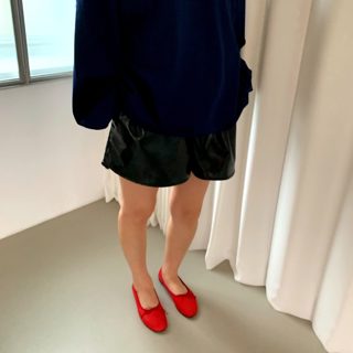 藏青色