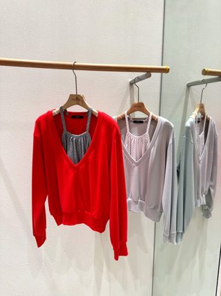 红色
