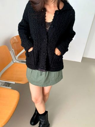 黑色