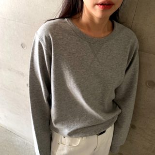 灰色