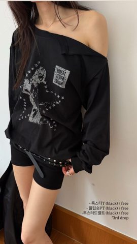 黑色