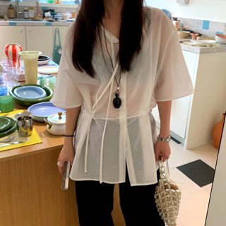 白色