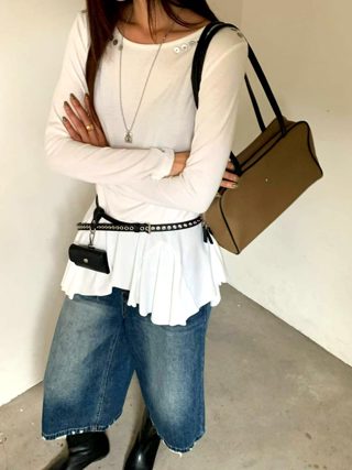 白色