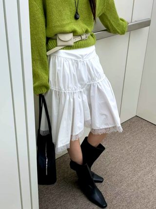 白色