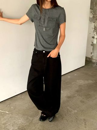 灰色