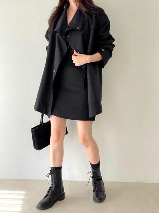 黑色
