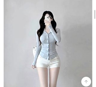 蓝色