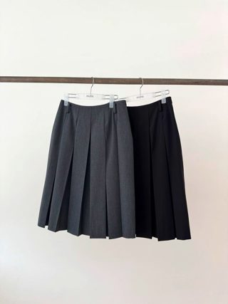 灰色